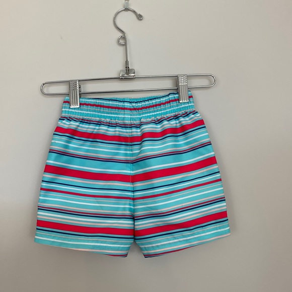 NEW North Face Infant Striped Water Shorts 6-12M - Picture 4 of 5